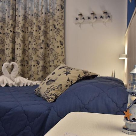 B&B Marina Blu Giardini Naxos Bagian luar foto